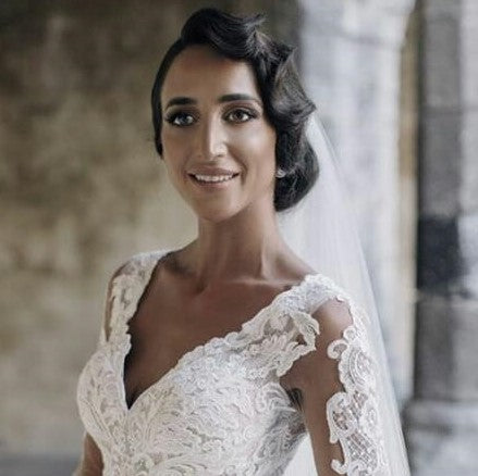 How to style a wedding veil with short hair