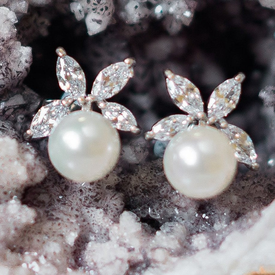 Jules Bridal - Mary, Vintage Style Pearl & Crystal Stud Earrings